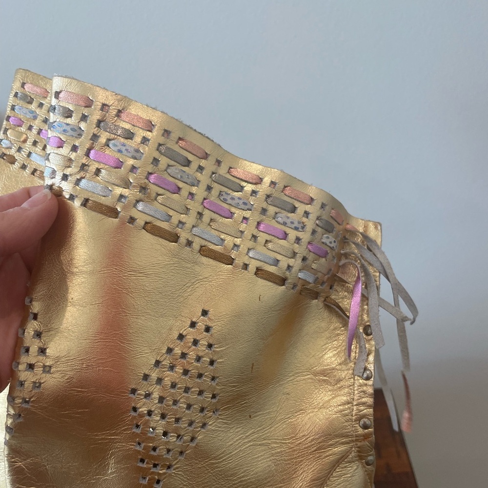 Vintage 80s Compulsion Leather Dress Gold Fringe Moccasins size 7.5M Brazil - Picture 4 of 14
